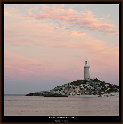 rottnest-lighthouse-dusk